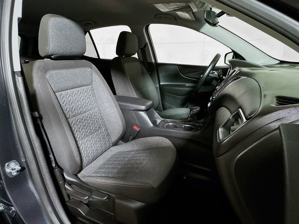 Used 2023 Chevrolet Equinox LT image 25