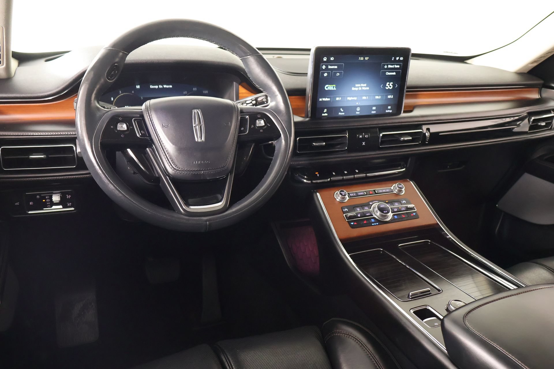 Used 2020 Lincoln Aviator Reserve w/ Equipment Group 202A AWD/4WD image 2