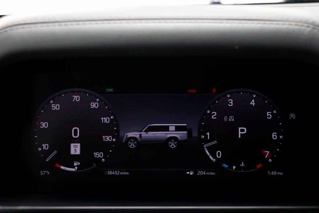 Used 2023 Land Rover Defender 130 X-Dynamic SE image 8