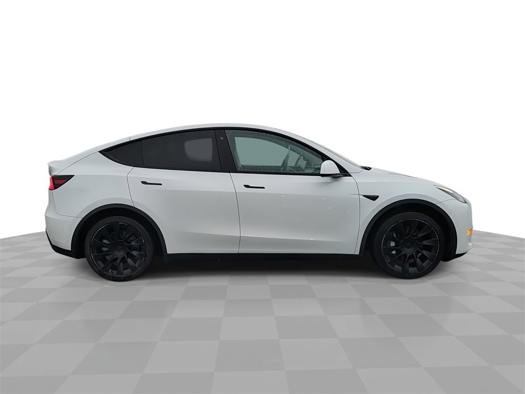 Used 2021 Tesla Model Y 2WD image 9