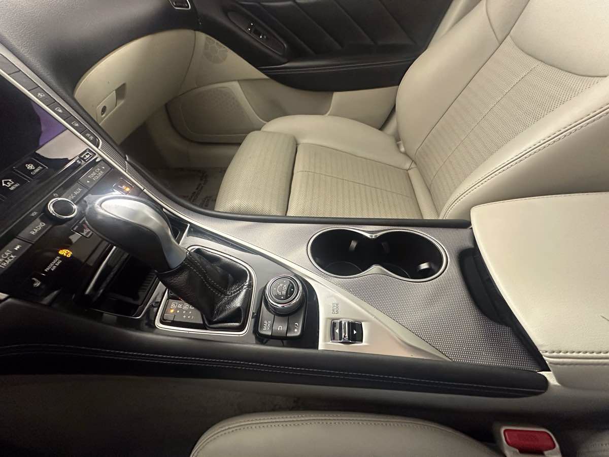 Used 2015 INFINITI Q50 AWD w/ Navigation Package image 37