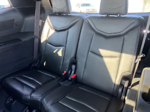 Used 2024 Cadillac XT6 Luxury w/ LPO, Floor Liner Package AWD/4WD image 16