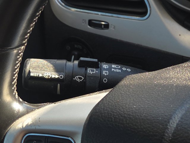 Used 2020 Dodge Journey SE FWD image 37
