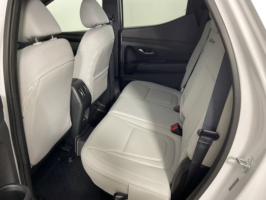 Used 2025 Hyundai Santa Cruz SEL image 19