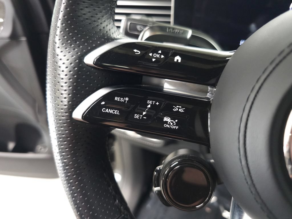 Used 2025 Mercedes-Benz GLS 63 AMG 4MATIC image 11