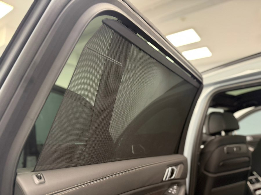 Used 2026 BMW X7 xDrive40i w/ Executive Package image 41