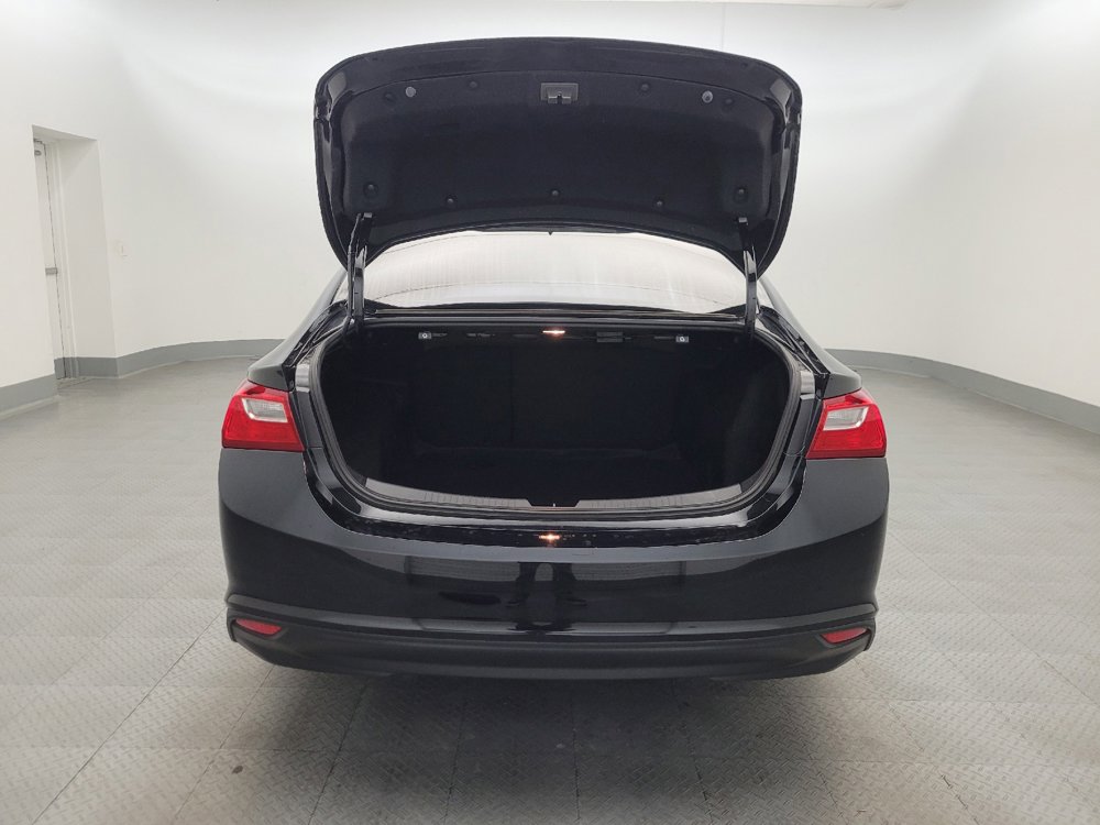 Used 2023 Chevrolet Malibu LS FWD image 29