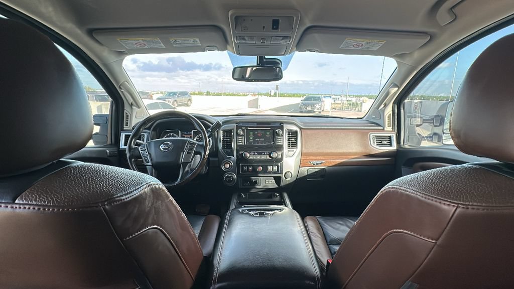 Used 2019 Nissan Titan Platinum Reserve w/ Platinum Utility Package AWD/4WD image 31