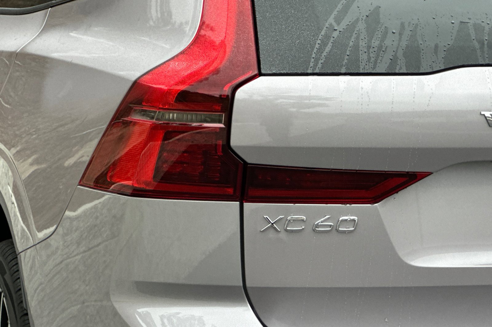 New 2026 Volvo XC60 B5 Ultra image 7