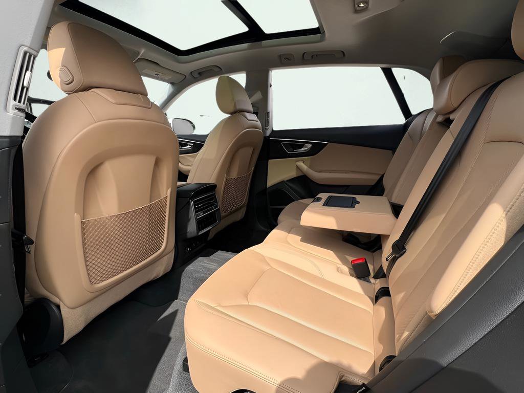 Used 2022 Audi Q8 Premium Plus image 17