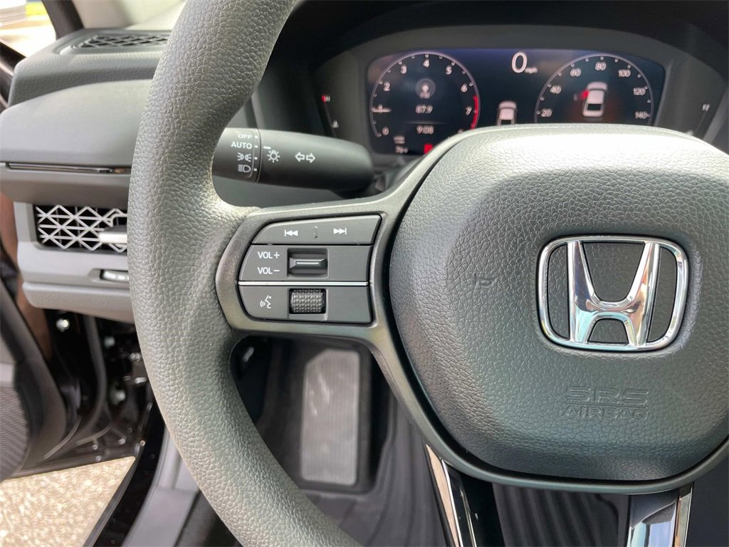 New 2025 Honda Accord SE image 18
