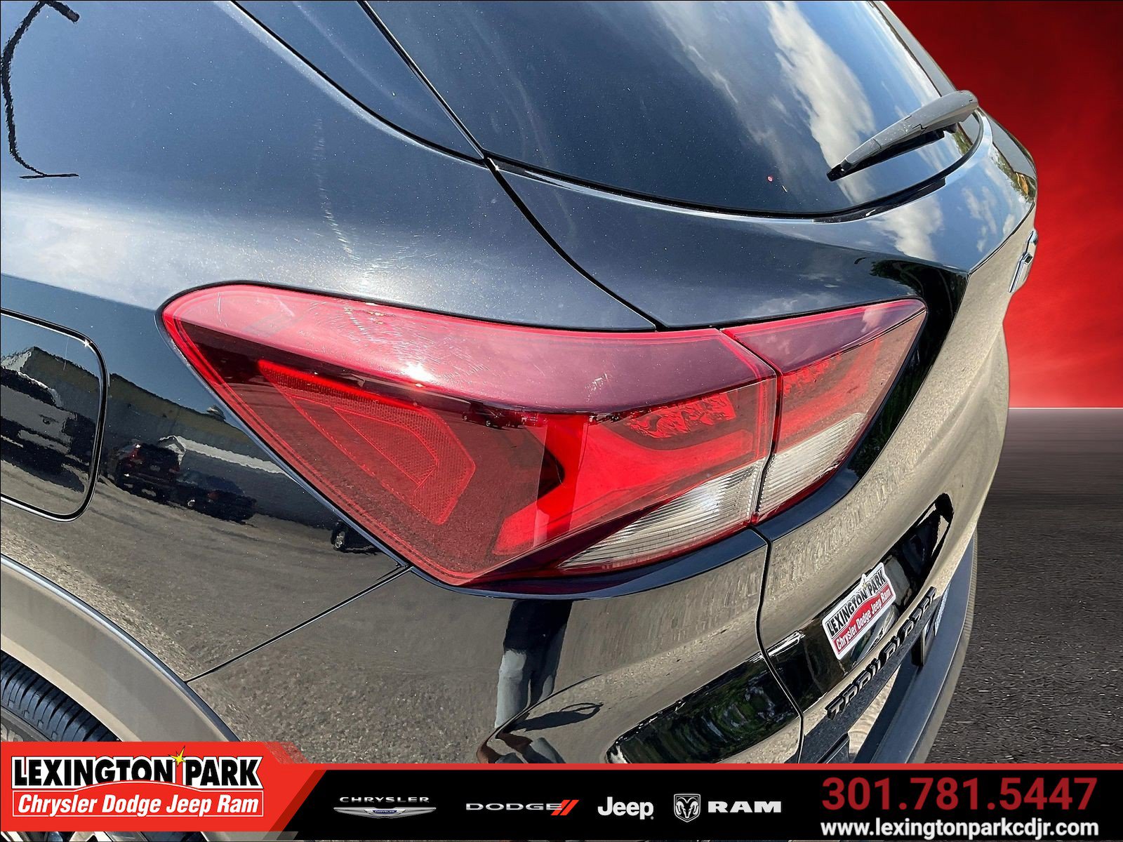Used 2022 Chevrolet TrailBlazer RS FWD image 22