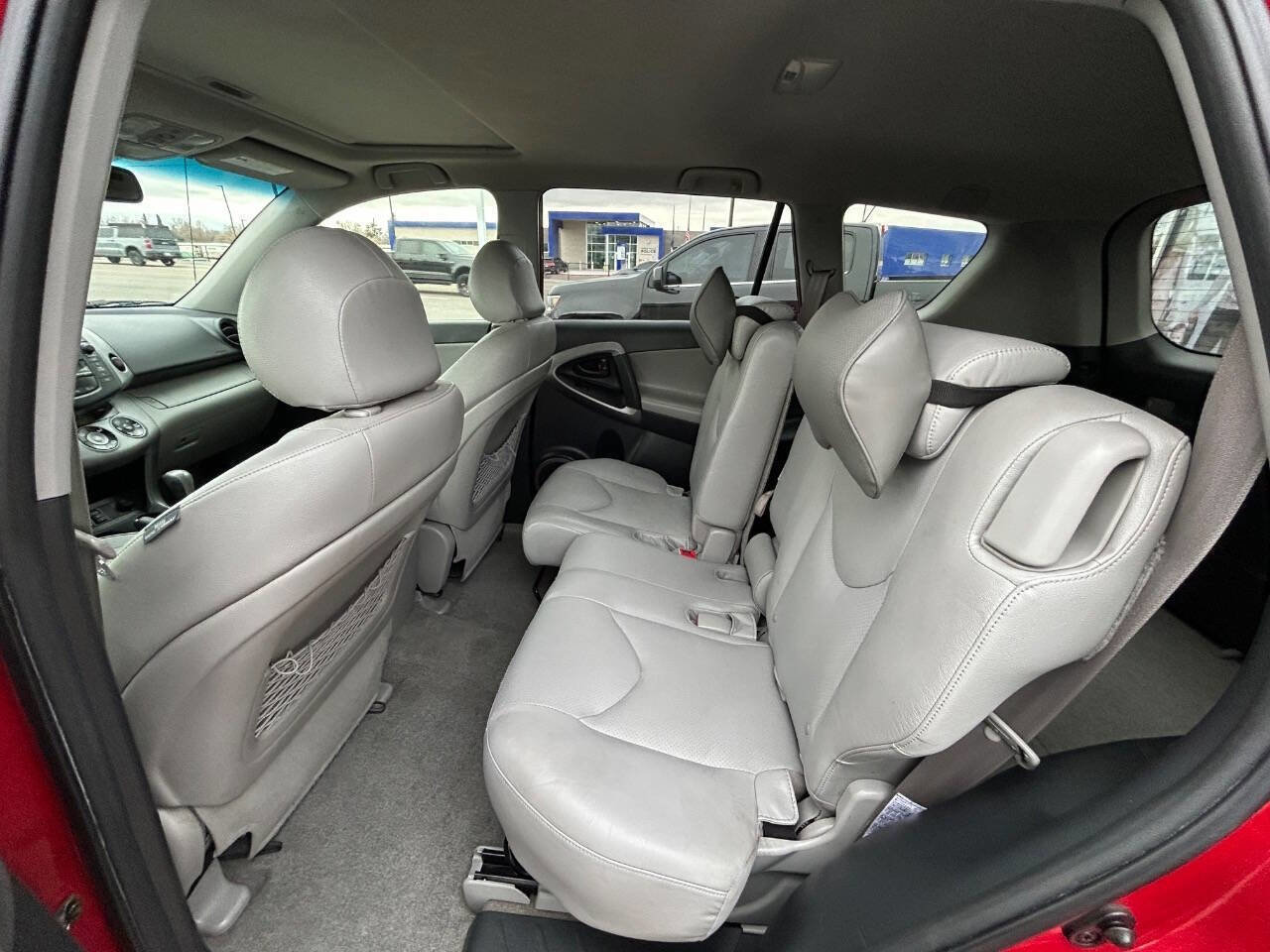 Used 2008 Toyota RAV4 Limited image 9