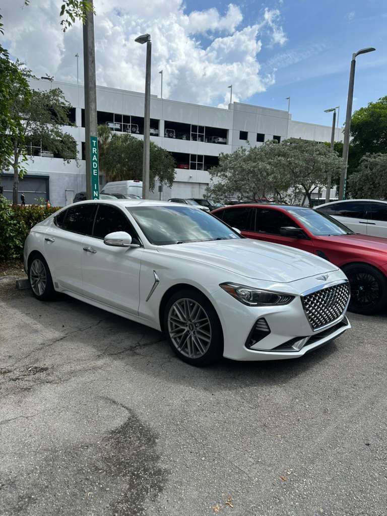 Used 2020 Genesis G70 2.0T RWD image 1