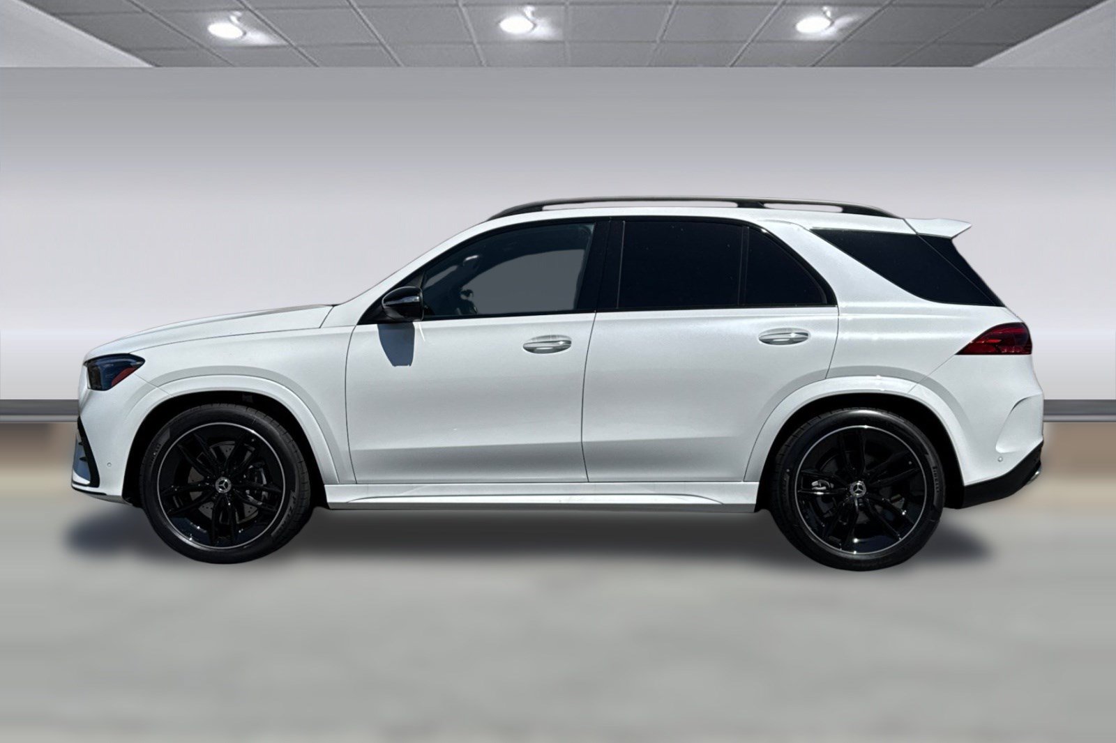 New 2026 Mercedes-Benz GLE 580 4MATIC image 2