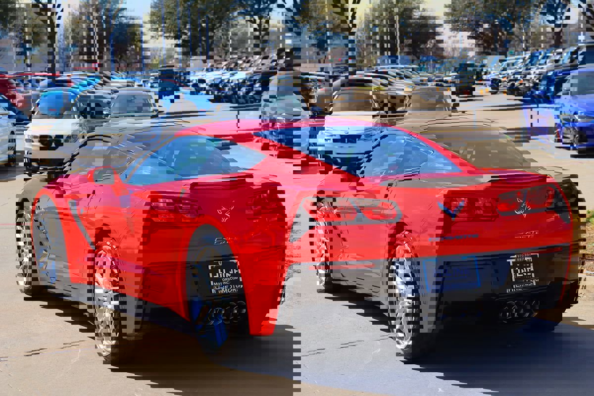 Used 2019 Chevrolet Corvette Stingray Coupe w/ 3LT Preferred Equipment Group image 7