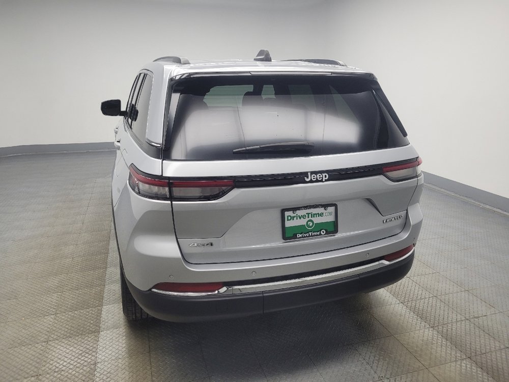 Used 2022 Jeep Grand Cherokee Limited image 6