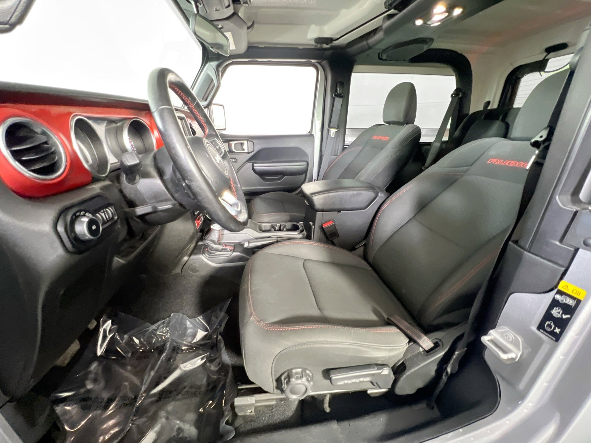 Used 2021 Jeep Wrangler Rubicon AWD/4WD image 19