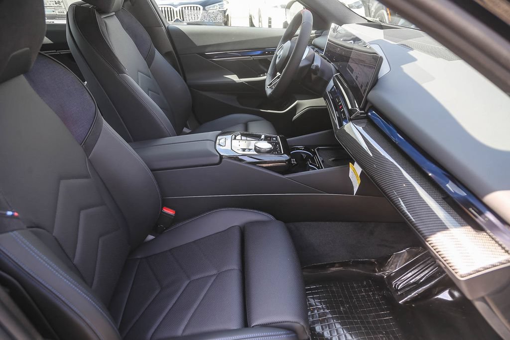 New 2026 BMW i5 M60 AWD/4WD image 13