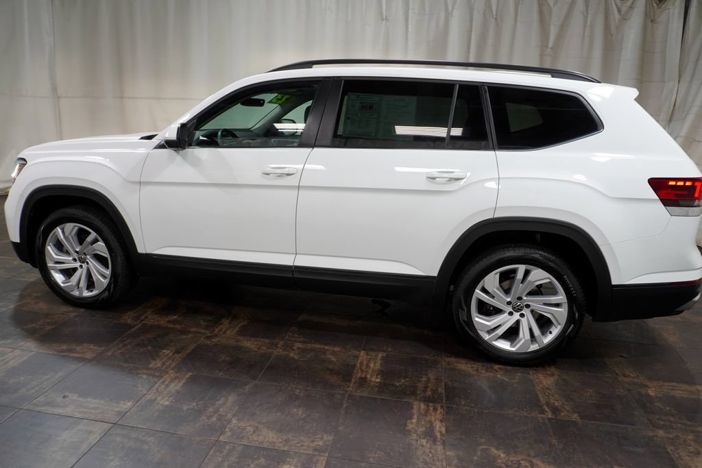 Used 2023 Volkswagen Atlas SE w/ Panoramic Sunroof Package AWD/4WD image 10