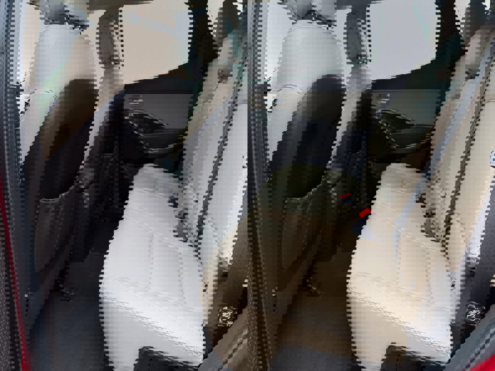 Used 2017 Hyundai Santa Fe Sport image 19