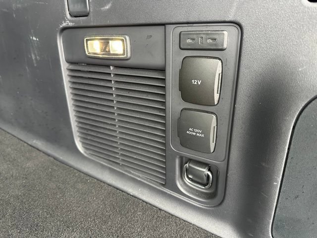 Used 2025 Lincoln Navigator L Reserve w/ Jet Appearance Package AWD/4WD image 14
