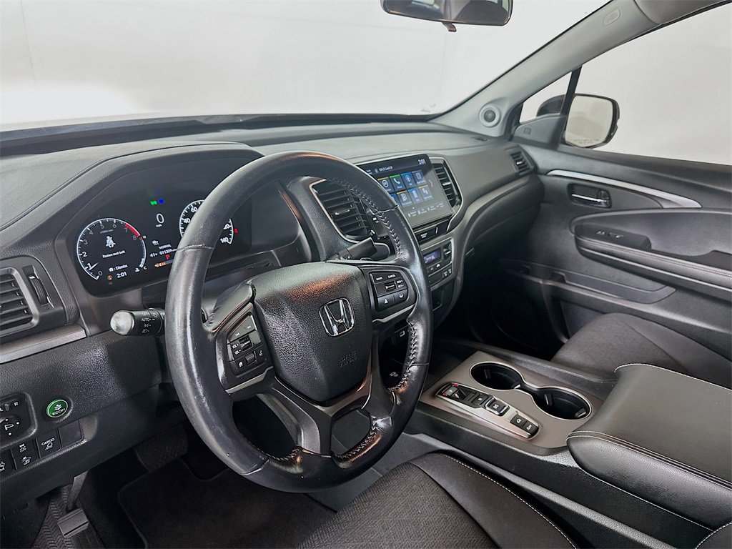 Used 2024 Honda Ridgeline Sport image 10