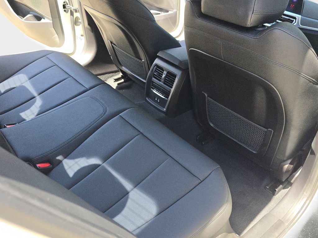 Used 2021 BMW 330e w/ Driving Assistance Package RWD image 13