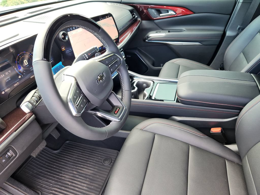 New 2026 Chevrolet Traverse Z71 w/ Enhanced Driving Package AWD/4WD image 8