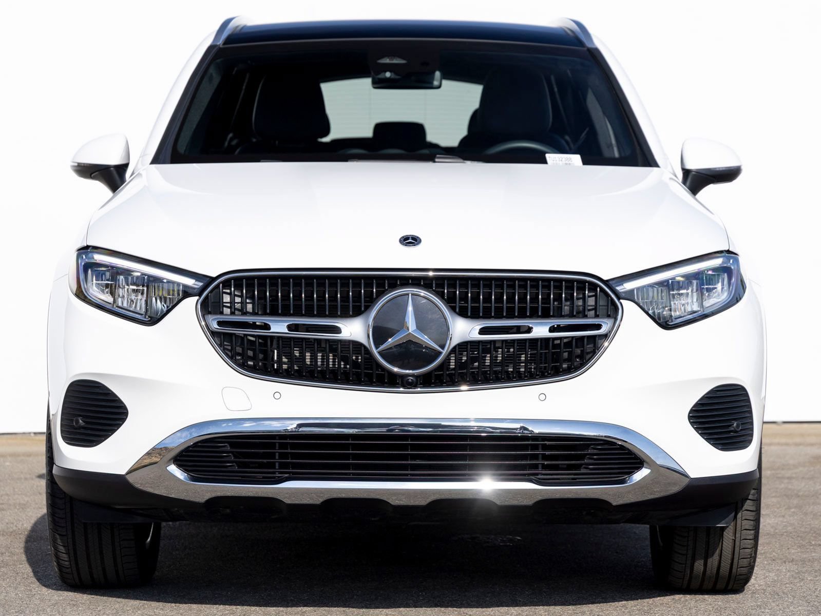 Certified 2026 Mercedes-Benz GLC 300 image 3