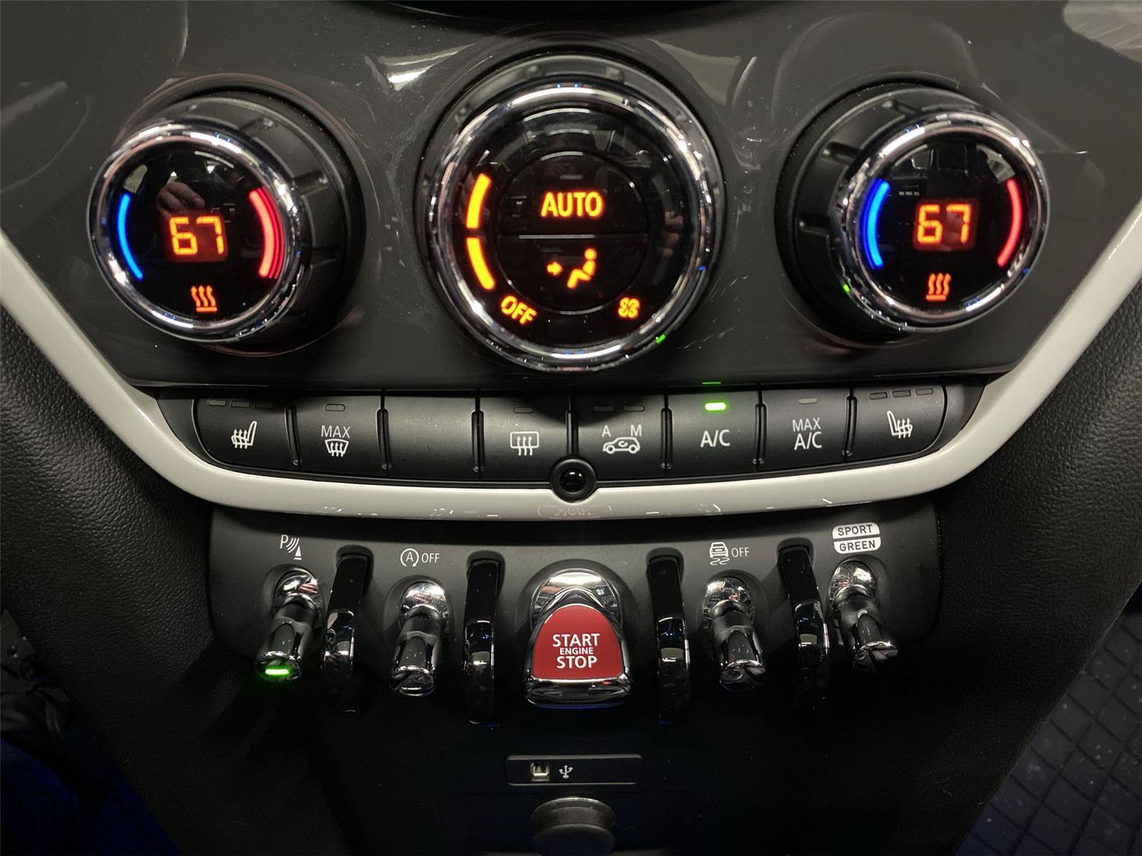 Used 2020 MINI Cooper Countryman S w/ Premium Package AWD/4WD image 21