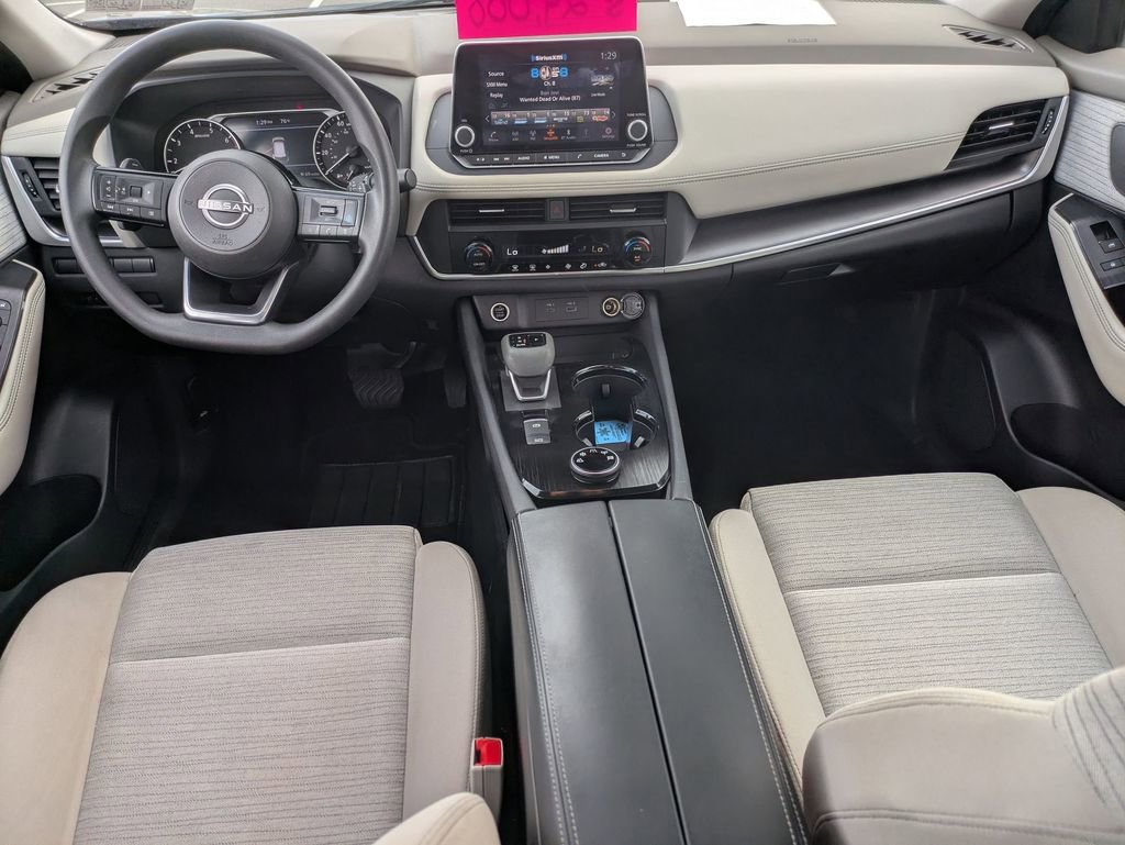 Used 2023 Nissan Rogue SV AWD/4WD image 20
