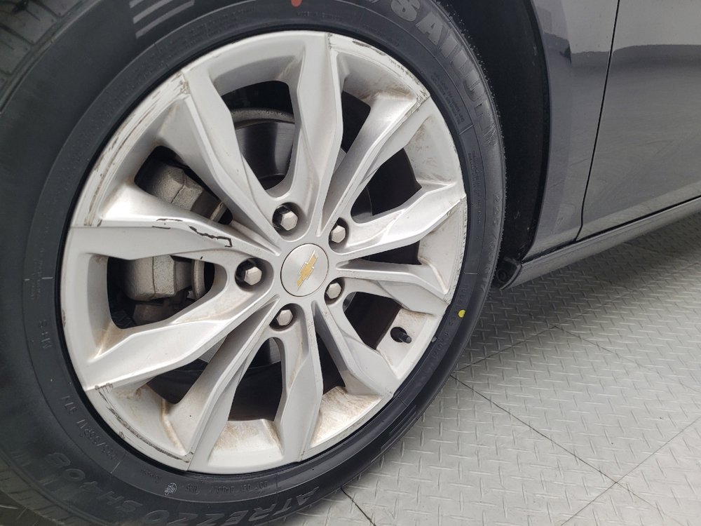 Used 2023 Chevrolet Malibu LT image 31