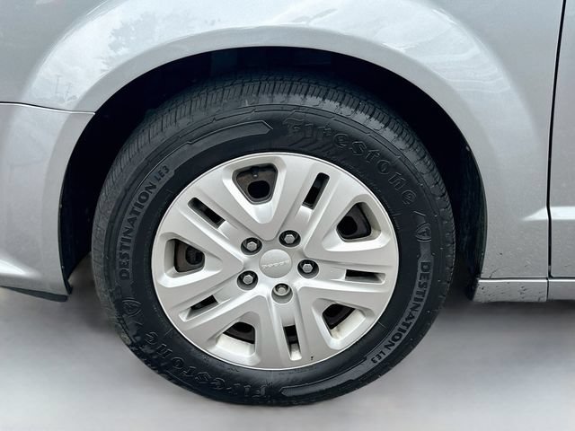 Used 2019 Dodge Grand Caravan SE FWD image 31