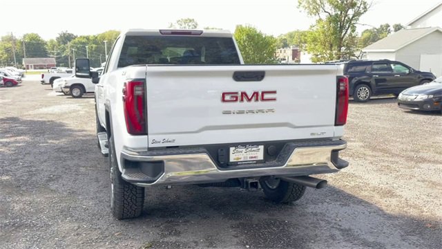 New 2026 GMC Sierra 2500 SLT image 7