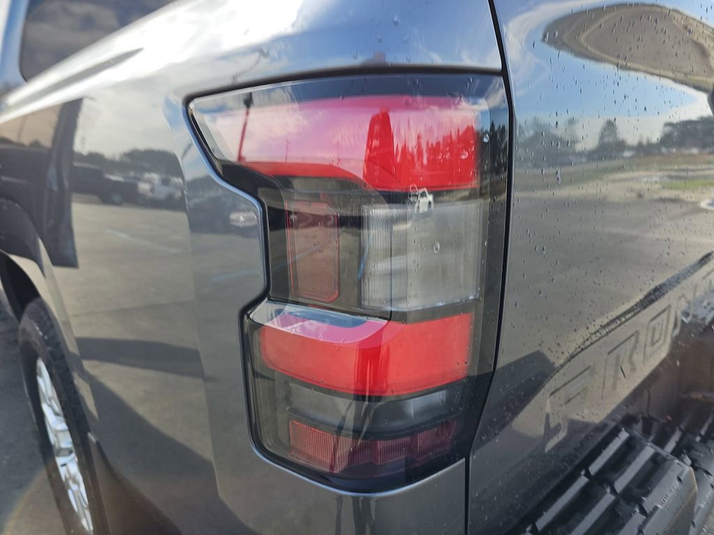 Used 2023 Nissan Frontier SV w/ Tow Package image 35
