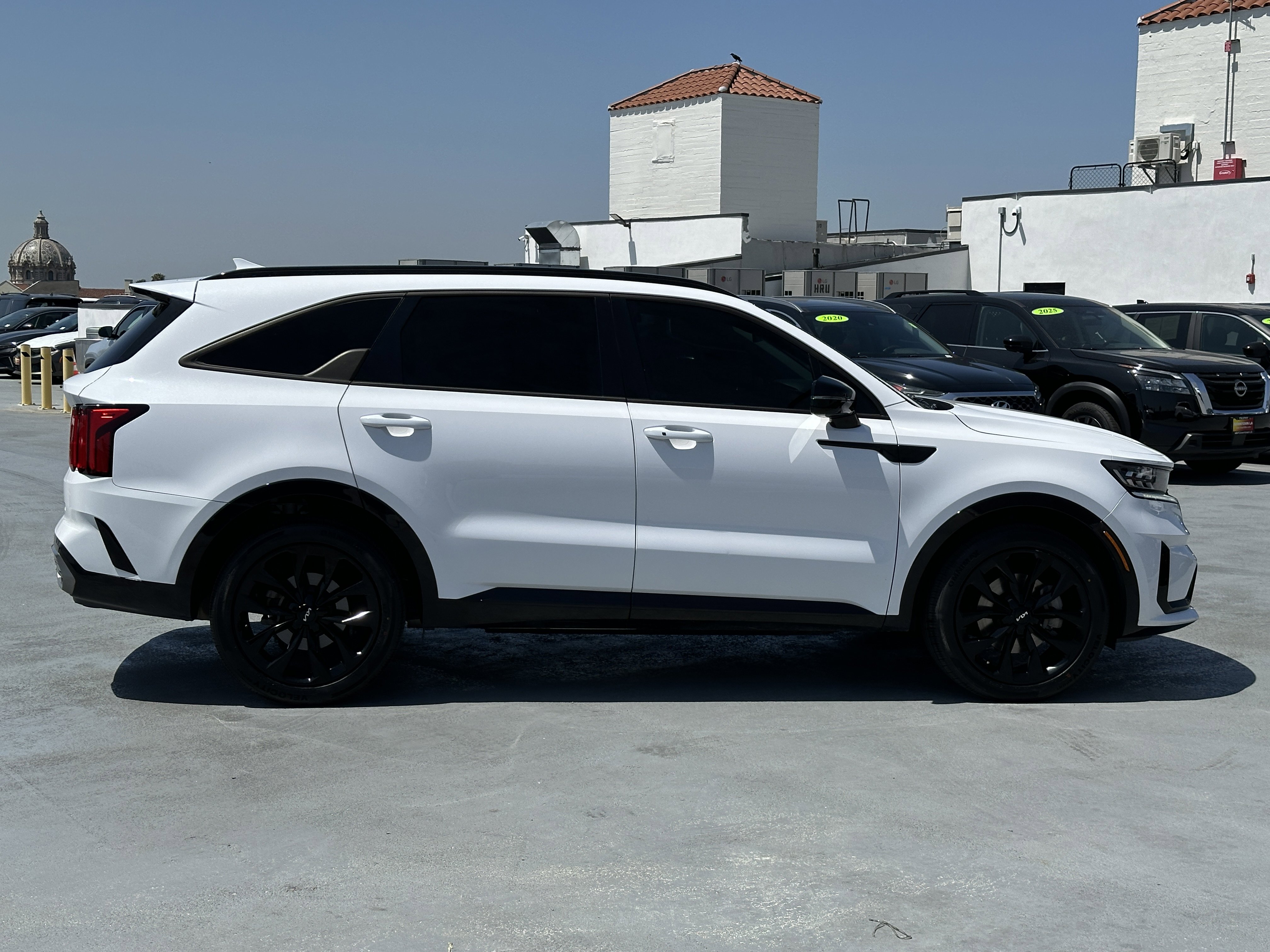 Used 2023 Kia Sorento SX FWD image 9