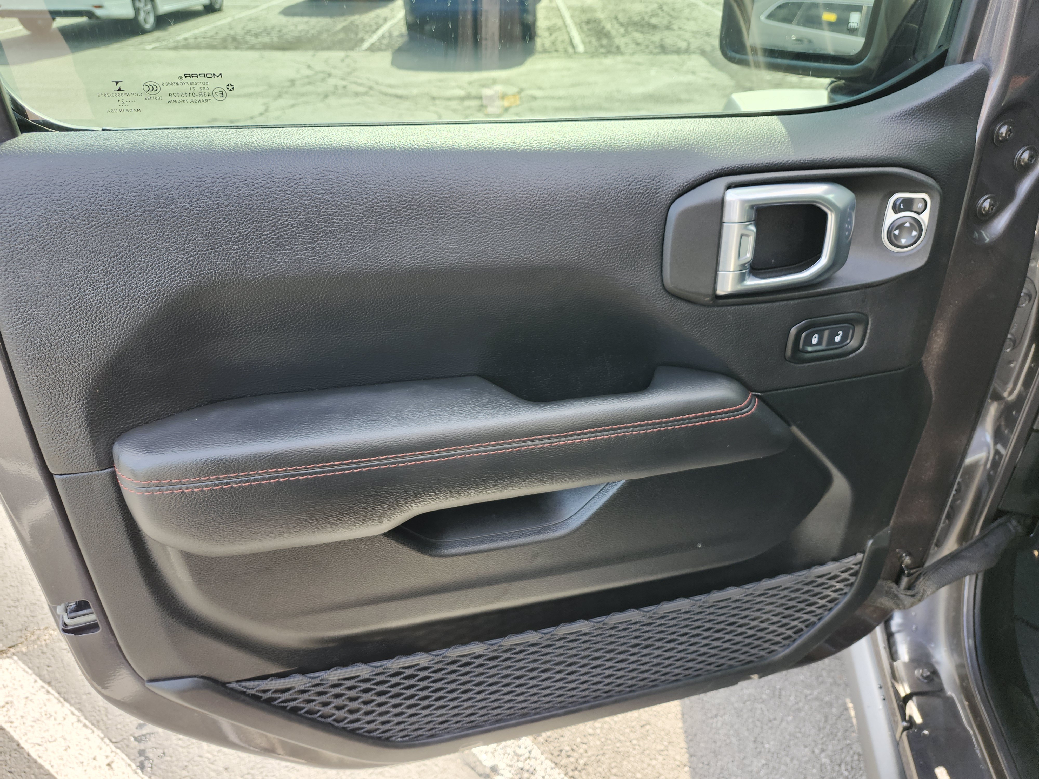Used 2021 Jeep Wrangler Unlimited Rubicon AWD/4WD image 26