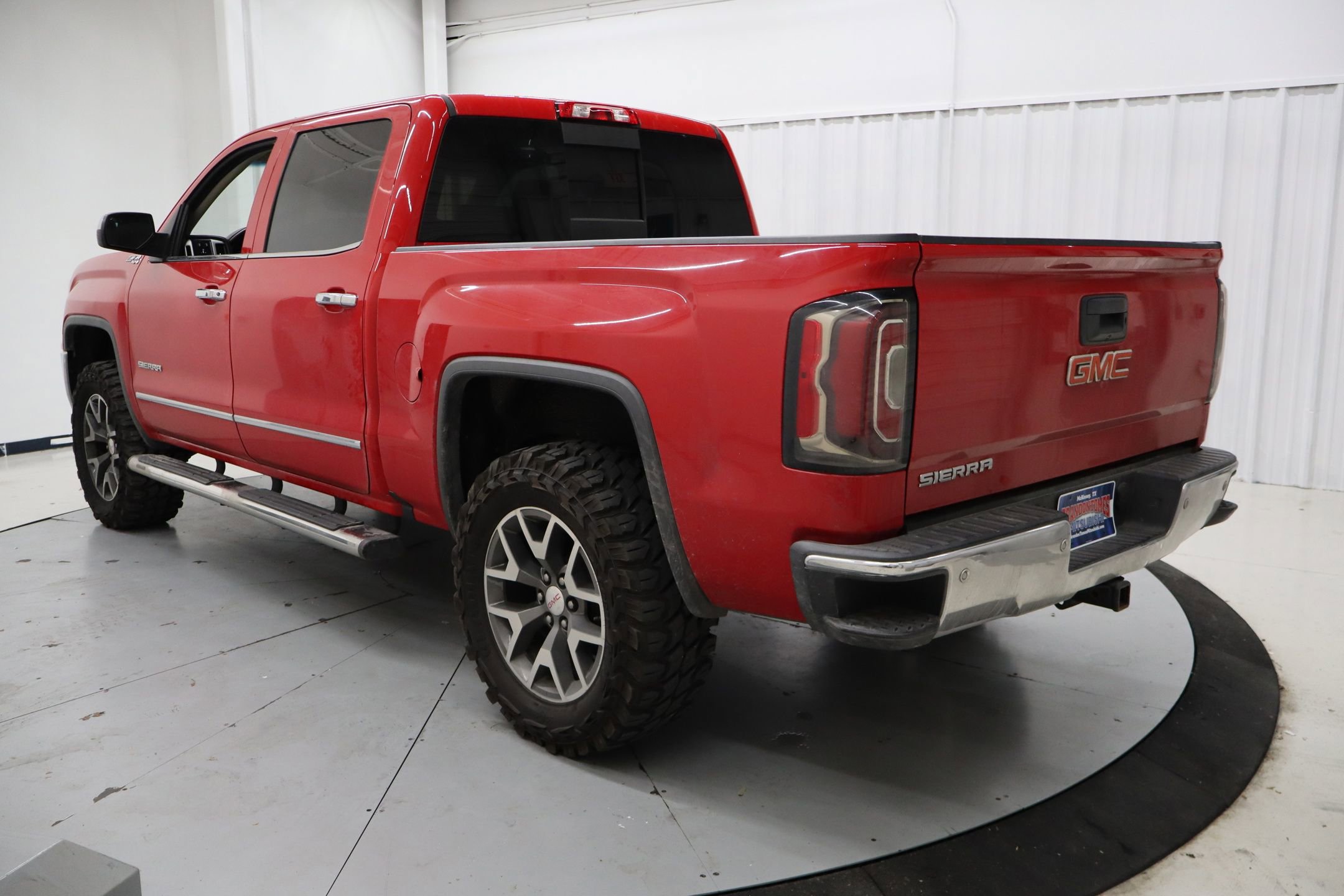 Used 2018 GMC Sierra 1500 SLT image 4
