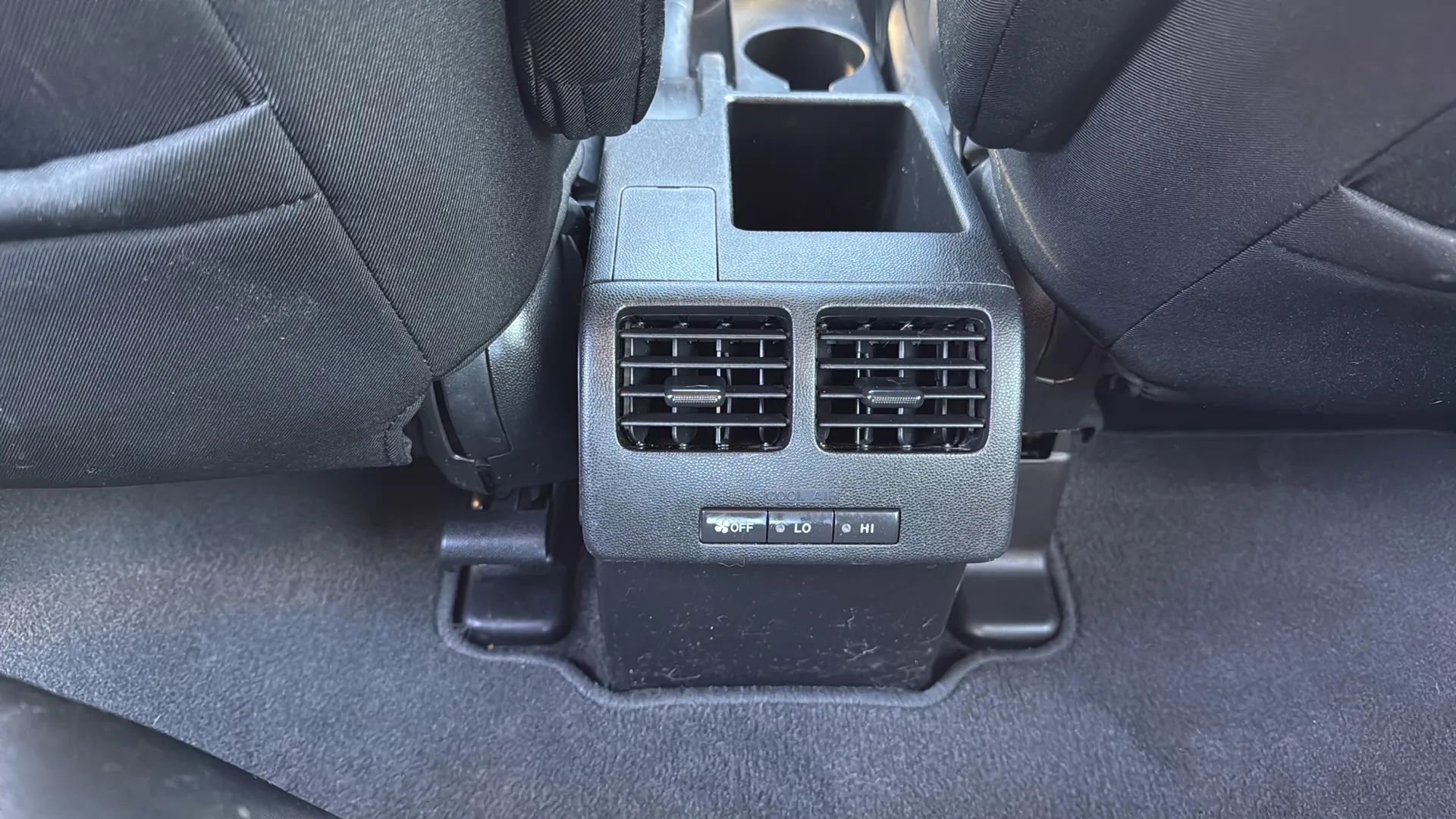 Used 2014 MAZDA MAZDA5 Sport image 30