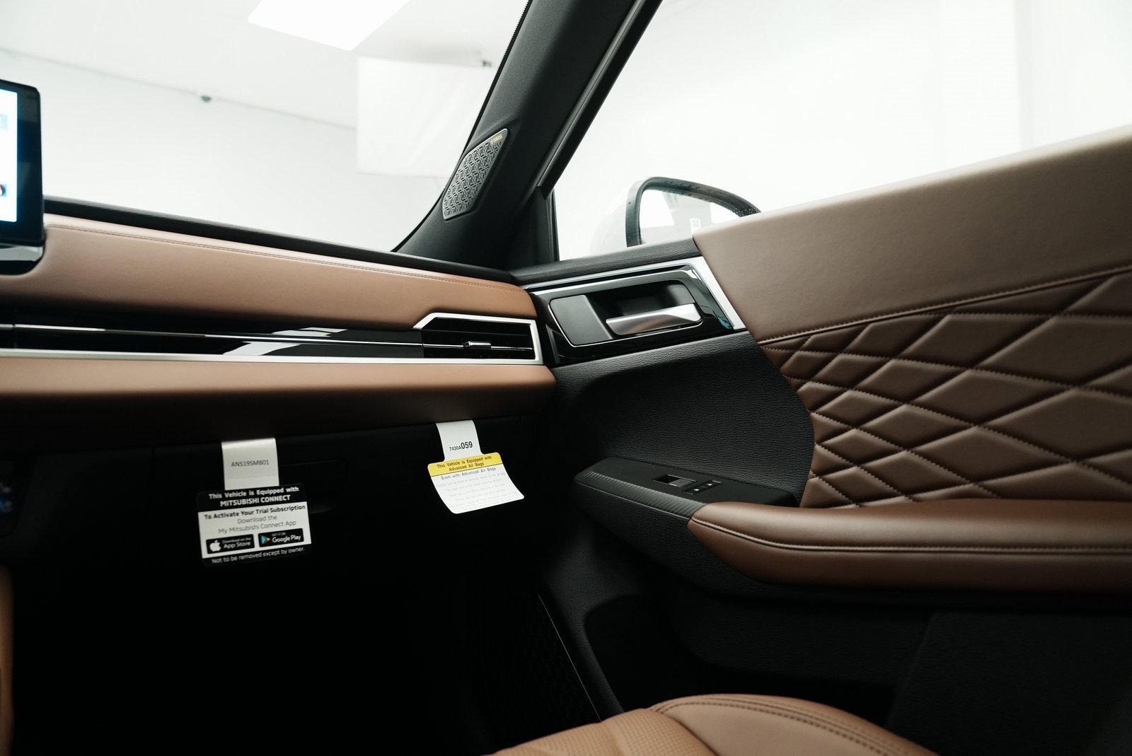 New 2025 Mitsubishi Outlander SEL image 30