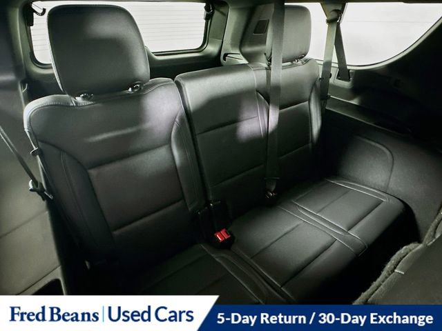 Used 2023 Chevrolet Suburban Z71 w/ Luxury Package image 31