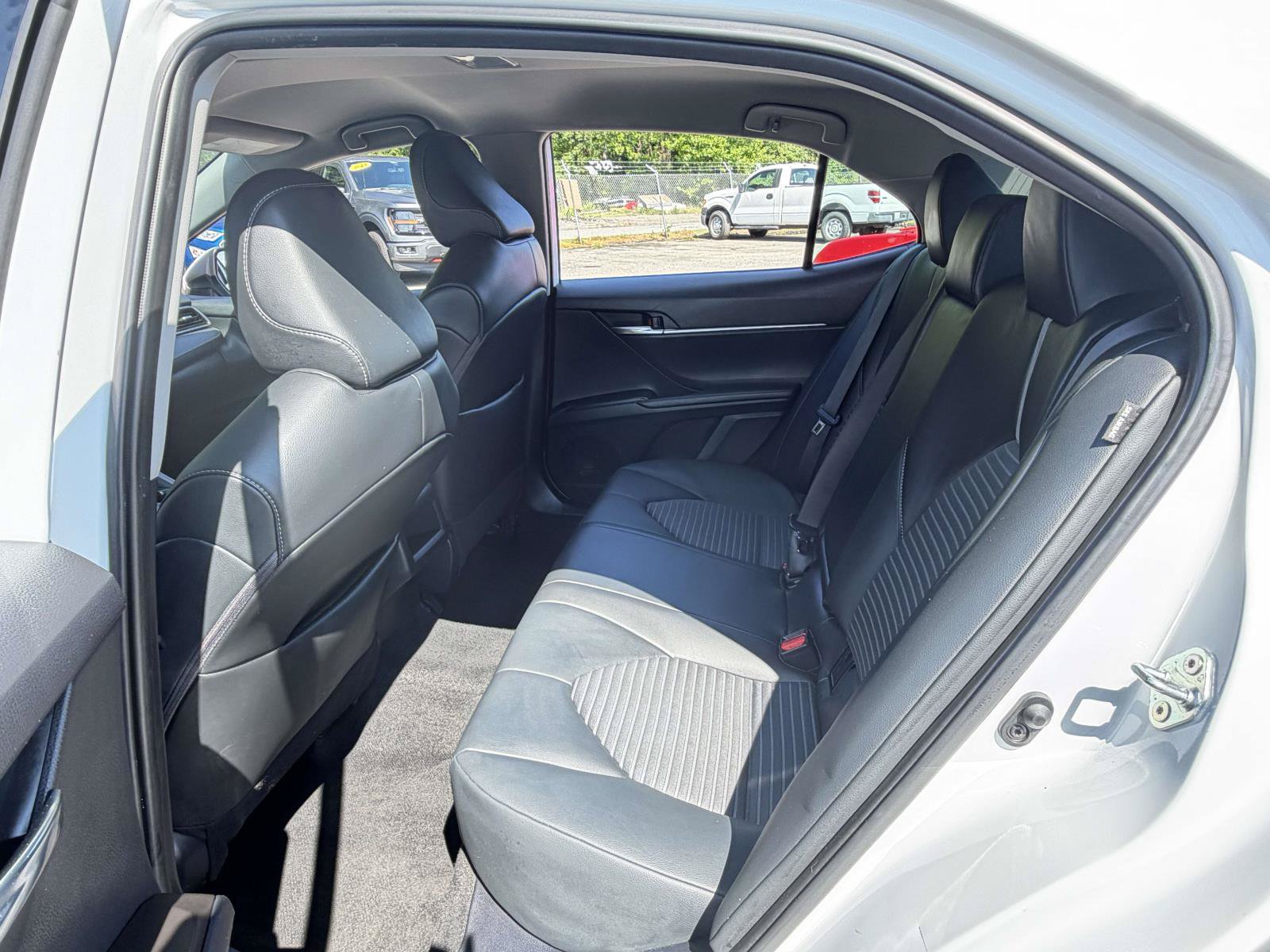 Used 2024 Toyota Camry SE FWD image 25