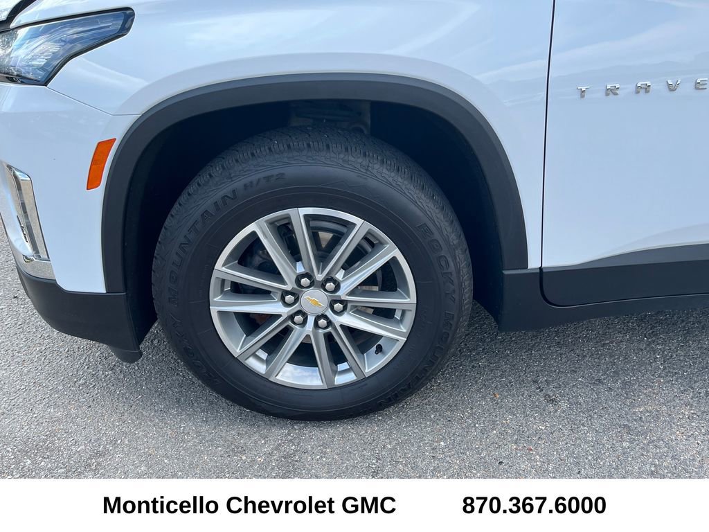 Used 2023 Chevrolet Traverse LT FWD image 29