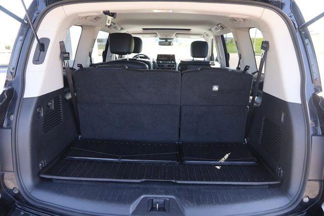 Used 2024 Nissan Armada SL w/ Captain's Chairs Package AWD/4WD image 7