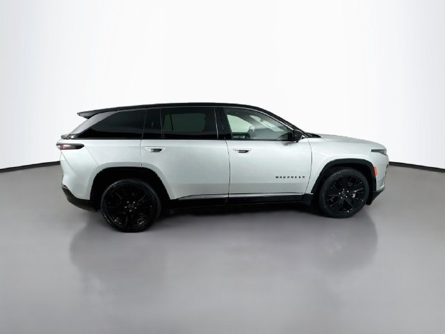 Used 2024 Jeep Wagoneer Launch Edition AWD/4WD image 5
