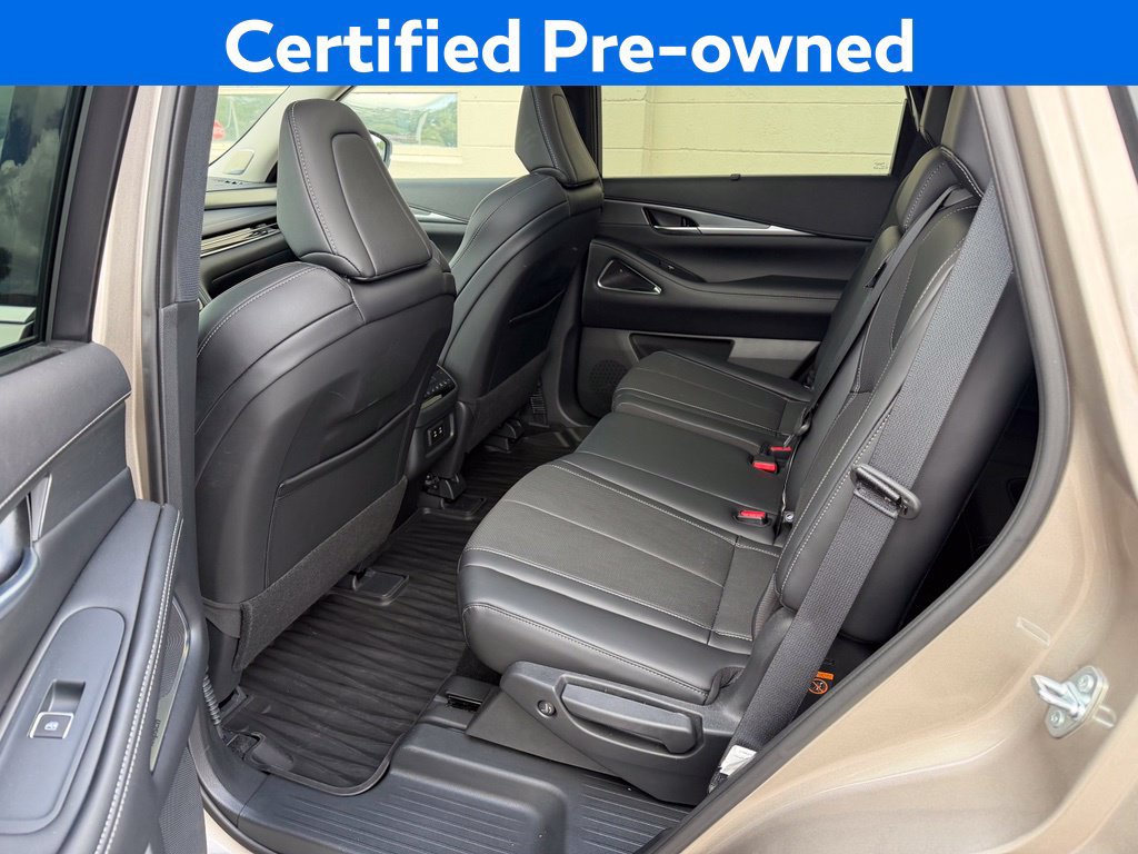 Certified 2026 INFINITI QX60 Luxe w/ Cargo Package FWD image 14