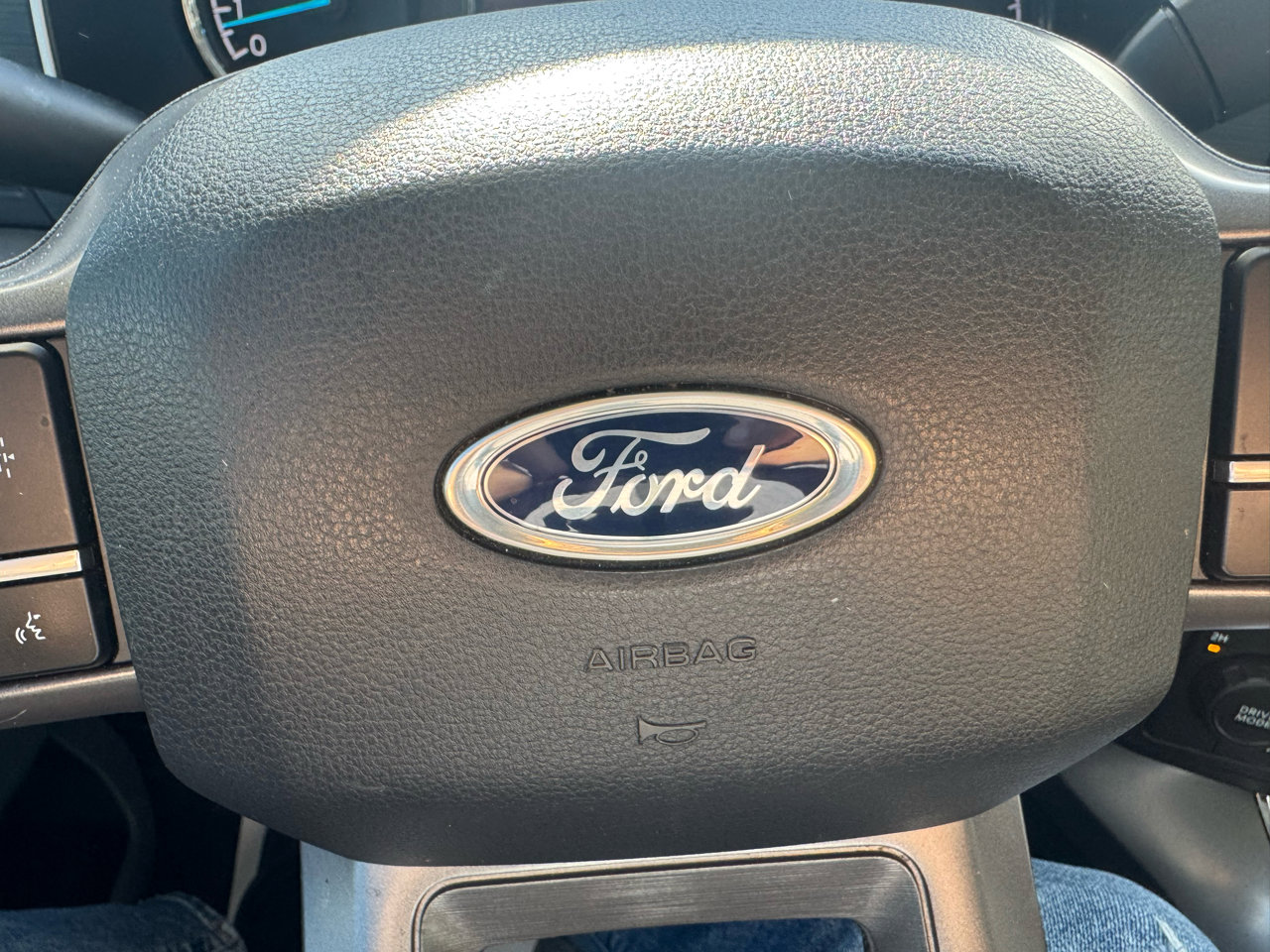 Used 2021 Ford F150 XLT w/ Equipment Group 301A Mid image 17