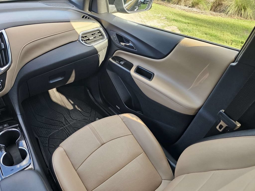 Used 2024 Chevrolet Equinox Premier FWD image 18