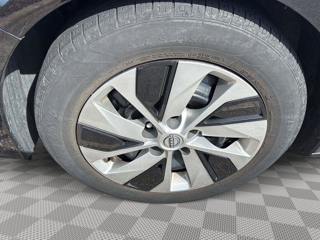 Used 2024 Nissan Altima 2.5 S FWD image 12